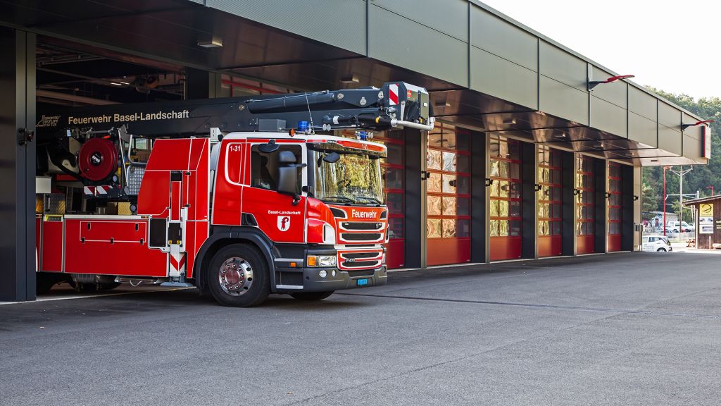 Industrie-Sectionaltor